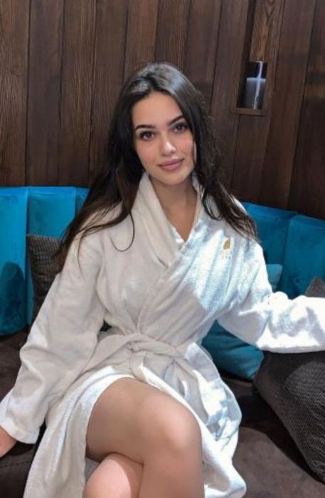 Первый сексуальный опыт с проституткой: как это меняет восприятие и отношение к интимным отношениям